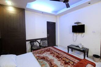 Swisston Inn, New Delhi 4